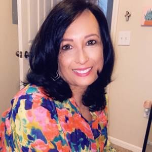 Meet your Posher, Connie